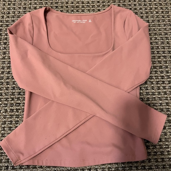 Abercrombie & Fitch Tops - Abercrombie top